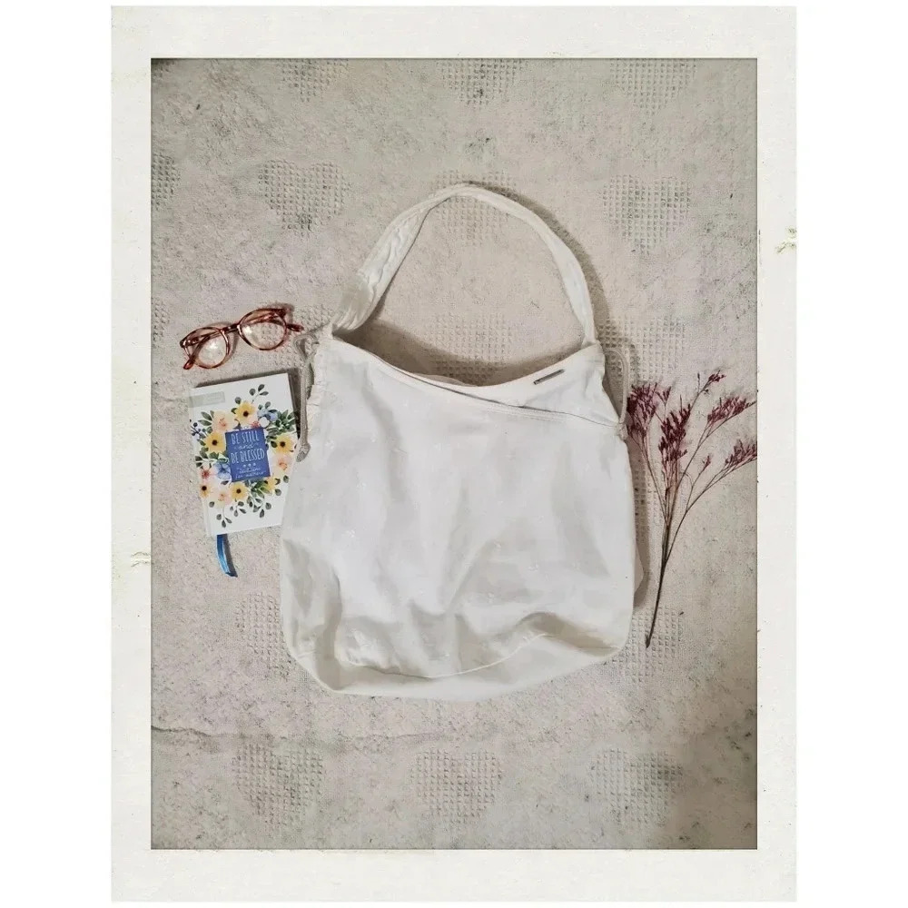 ✨BOGO FREE✨ Columbia | White Floral Eyelet Soft Market Beach Weekender Tote Bag